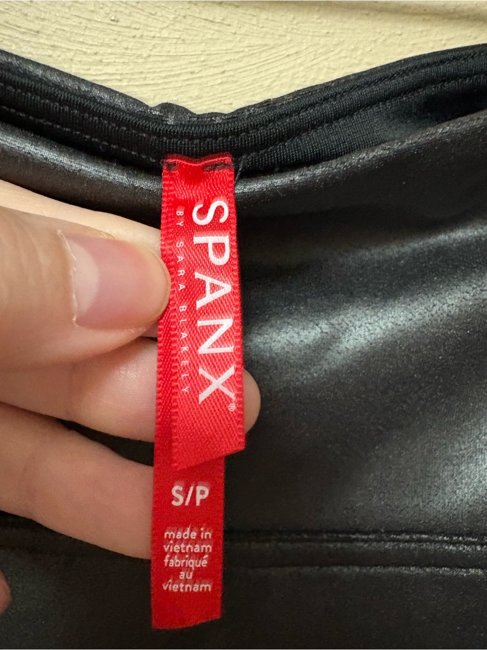 Spanx Faux Leather Leggings in Black Size Small NWT New - Picture 13 of 15